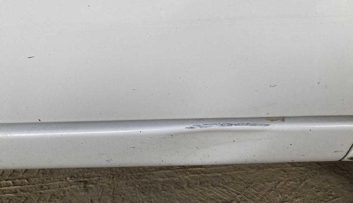 2014 Maruti Wagon R 1.0 VXI, CNG, Manual, 66,322 km, Right running board - Slightly dented