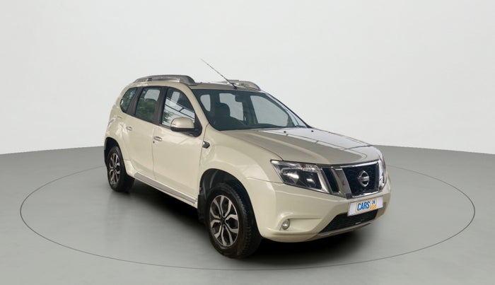 2017 Nissan Terrano XV D PREMIUM AMT, Diesel, Automatic, 1,19,803 km, Right Front Diagonal