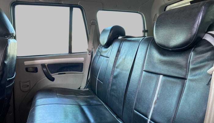 2018 Mahindra Scorpio S11 2WD, Diesel, Manual, 73,617 km, Right Side Rear Door Cabin