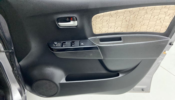 2018 Maruti Wagon R 1.0 VXI, Petrol, Manual, Driver Side Door Panels Control