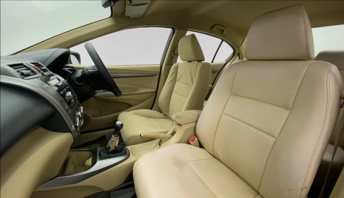 2012 Honda City V MT PETROL, Petrol, Manual, 86,399 km, Right Side Front Door Cabin