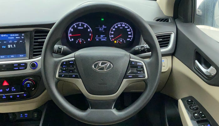 2018 Hyundai Verna 1.6 VTVT SX, Petrol, Manual, 23,948 km, Steering Wheel Close Up