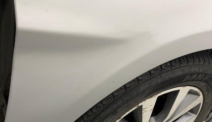 2016 Hyundai Verna FLUIDIC 4S 1.6 VTVT SX, Petrol, Manual, 41,659 km, Right fender - Slightly dented