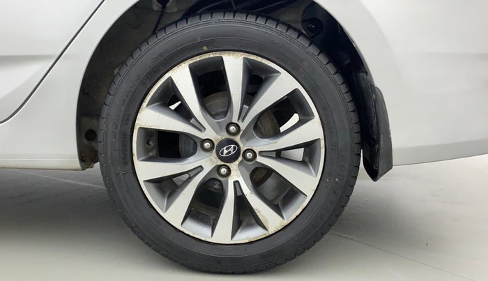 2016 Hyundai Verna FLUIDIC 4S 1.6 VTVT SX, Petrol, Manual, 41,110 km, Left Rear Wheel