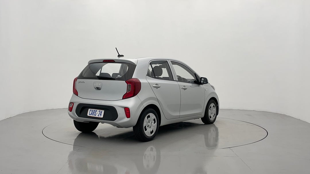 Right Back Diagonal (45- Degree) View