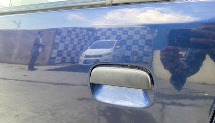 2011 Maruti Alto LXI, Petrol, Manual, 73,955 km, Front passenger door - Minor scratches