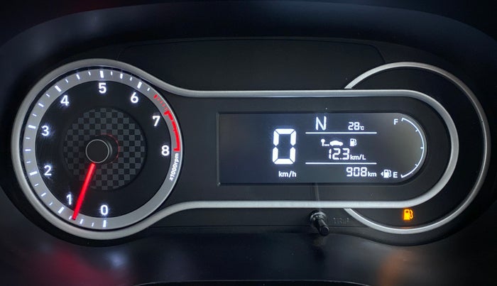 2022 Hyundai GRAND I10 NIOS SPORTZ 1.2 AT, Petrol, Automatic, 947 km, Odometer Image