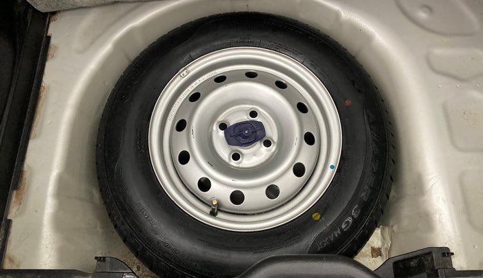 2019 Maruti Swift LXI, Petrol, Manual, 16,820 km, Spare Tyre