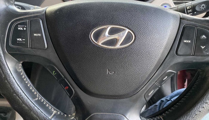 2015 Hyundai Grand i10 ASTA 1.2 KAPPA VTVT, Petrol, Manual, 26,489 km, Steering wheel - Sound system control not functional
