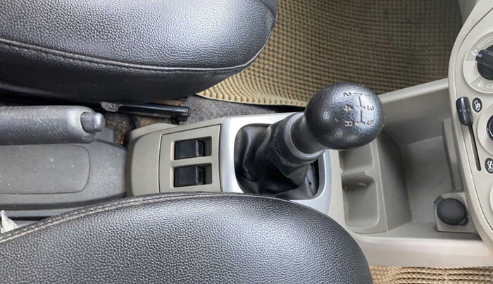 2018 Maruti Alto K10 VXI (O), Petrol, Manual, 72,531 km, Gear lever - Boot cover slightly torn