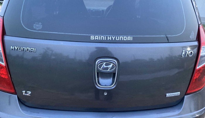2010 Hyundai i10 MAGNA 1.2, Petrol, Manual, 66,755 km, Dicky (Boot door) - Minor scratches