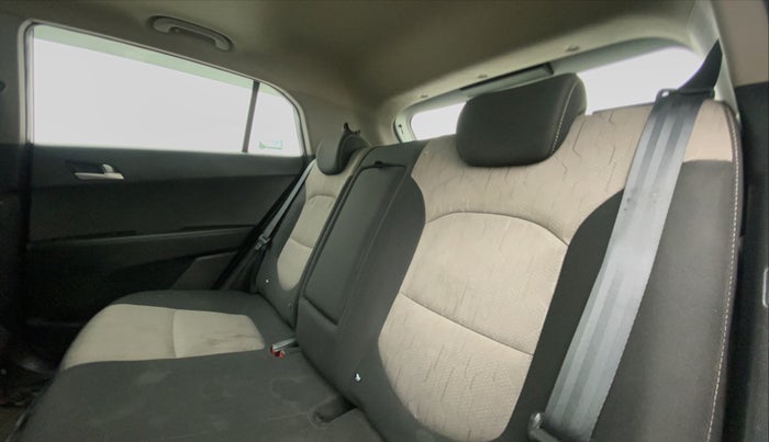 2019 Hyundai Creta SX AT 1.6 PETROL, CNG, Automatic, 40,044 km, Right Side Rear Door Cabin