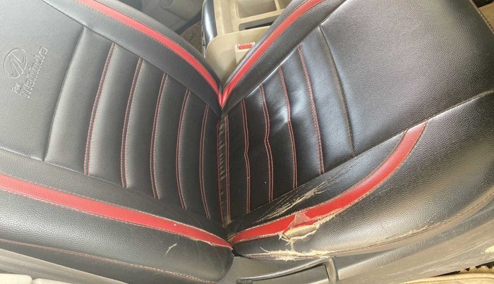 2018 Mahindra Scorpio S5, Diesel, Manual, 57,661 km, Driver seat - Cover slightly torn
