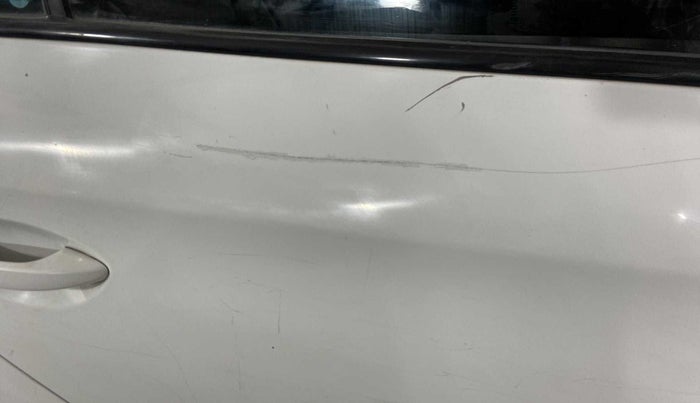 2017 Hyundai Elite i20 MAGNA EXECUTIVE 1.2, Petrol, Manual, 17,923 km, Right rear door - Slightly dented