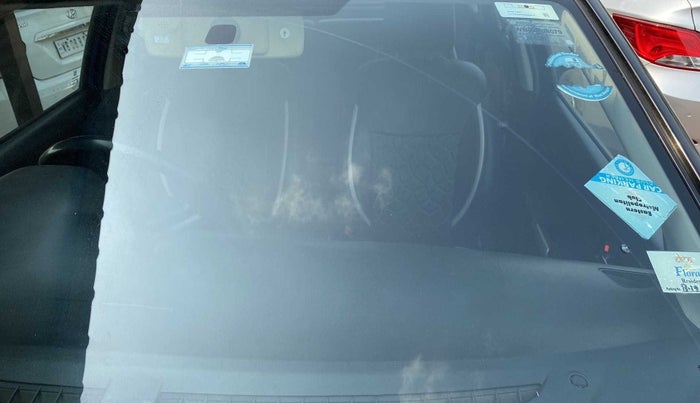 2016 Maruti Baleno DELTA PETROL 1.2, Petrol, Manual, 43,834 km, Front windshield - Minor spot on windshield