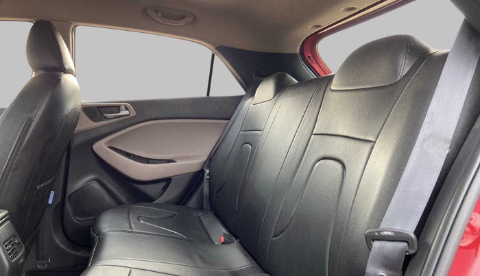 2019 Hyundai Elite i20 SPORTZ PLUS 1.2, Petrol, Manual, 46,580 km, Right Side Rear Door Cabin