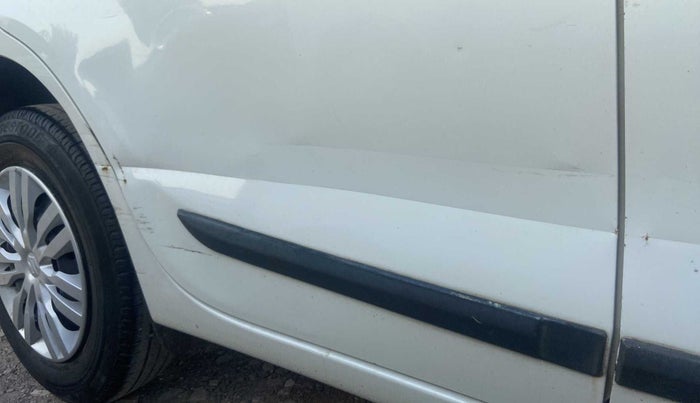 2019 Maruti Dzire VXI, Petrol, Manual, 60,968 km, Right rear door - Slightly dented