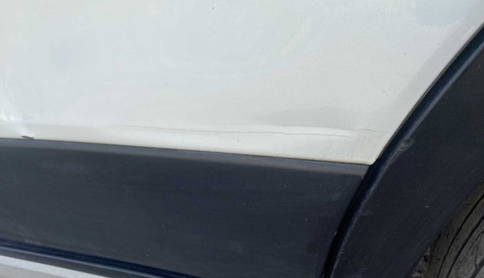 2017 Maruti S Cross ZETA 1.3, Diesel, Manual, 1,13,791 km, Rear left door - Slightly dented