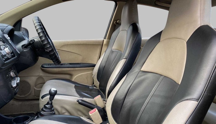 2014 Honda Amaze 1.5L I-DTEC S, Diesel, Manual, 99,103 km, Right Side Front Door Cabin