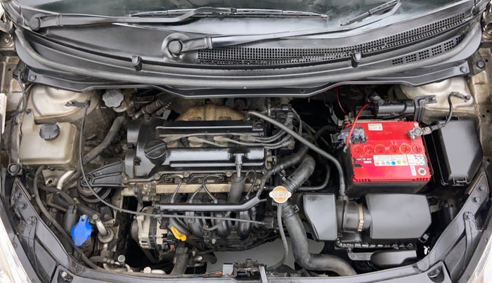 2011 Hyundai i20 SPORTZ 1.2 O, Petrol, Manual, 94,406 km, Engine Bonet View