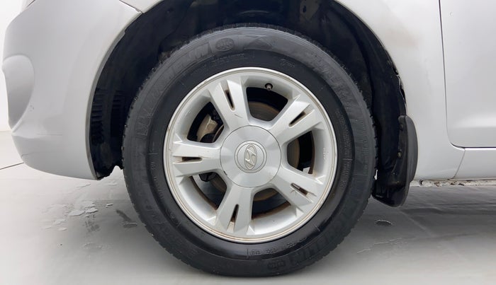 2011 Hyundai i20 SPORTZ 1.2 O, Petrol, Manual, 94,406 km, Left Front Wheel