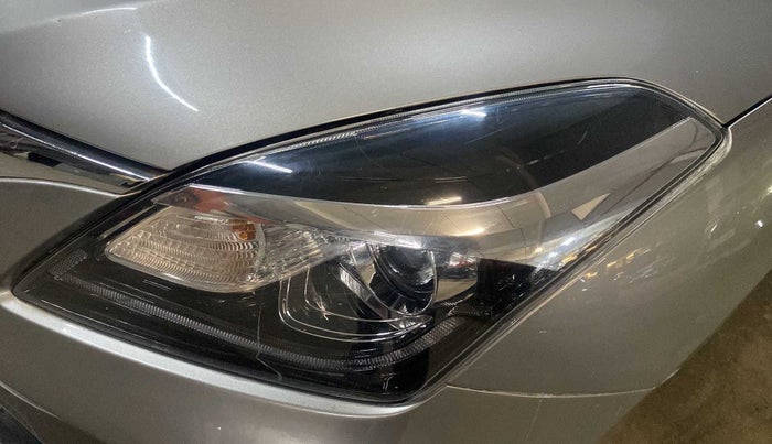 2019 Toyota Glanza V CVT, Petrol, Automatic, 93,670 km, Left headlight - Minor scratches