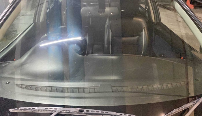 2019 Toyota Glanza V CVT, Petrol, Automatic, 93,670 km, Front windshield - Minor spot on windshield