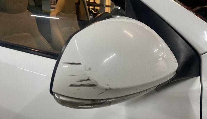 2022 Hyundai AURA SX 1.2, Petrol, Manual, 16,749 km, Right rear-view mirror - Indicator light has minor damage