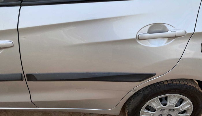 2014 Honda Amaze 1.2L I-VTEC S, Petrol, Manual, 63,814 km, Rear left door - Minor scratches