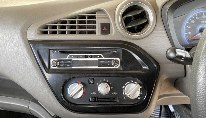2017 Datsun Redi Go T (O), Petrol, Manual, 55,053 km, AC Unit - Directional switch has minor damage