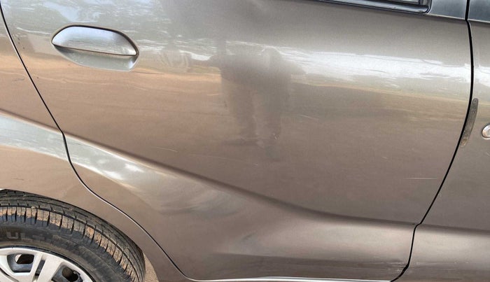 2017 Datsun Redi Go T (O), Petrol, Manual, 55,053 km, Right rear door - Slightly dented
