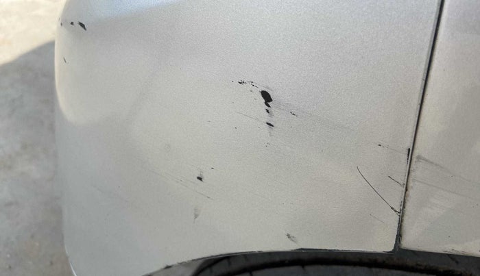 2011 Maruti Wagon R 1.0 VXI, Petrol, Manual, 73,465 km, Rear bumper - Paint is slightly damaged