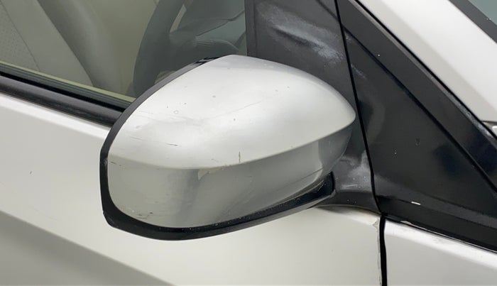 2013 Honda Brio E MT, Petrol, Manual, 1,01,340 km, Right rear-view mirror - Slight misalignment