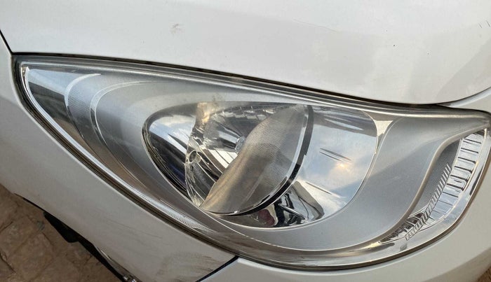 2014 Hyundai i10 SPORTZ 1.1, Petrol, Manual, 72,147 km, Right headlight - Minor scratches