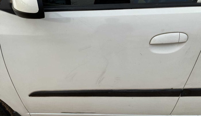 2014 Hyundai i10 SPORTZ 1.1, Petrol, Manual, 72,147 km, Front passenger door - Minor scratches