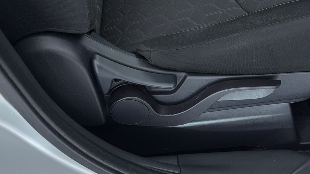 2019 Mitsubishi ASX Es (2WD), Automatic, 57374 km, Drivers Side Adjustment Panel