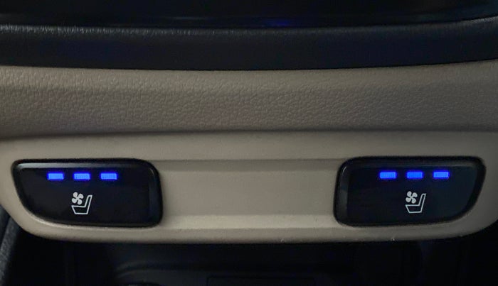 2019 Hyundai Verna 1.6 SX VTVT AT (O), Petrol, Automatic, 33,423 km, Heated Steering Wheels