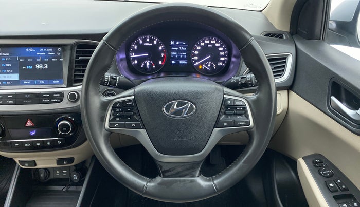 2019 Hyundai Verna 1.6 SX VTVT AT (O), Petrol, Automatic, 33,423 km, Steering Wheel Close Up