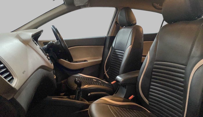 2019 Hyundai Elite i20 SPORTZ PLUS 1.2, Petrol, Manual, 62,596 km, Right Side Front Door Cabin