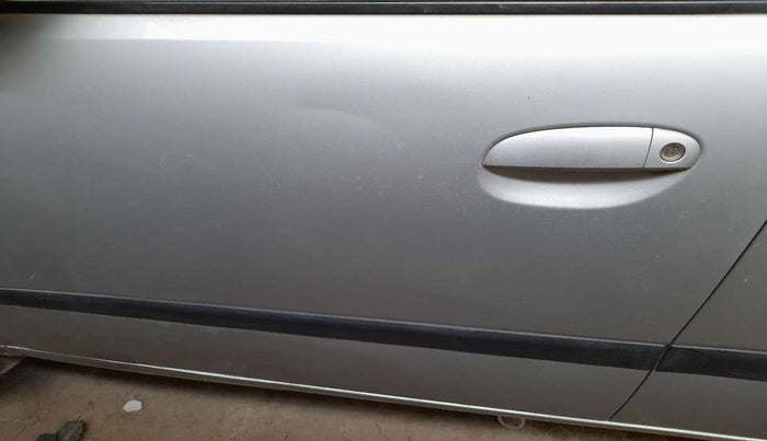 2010 Hyundai i10 MAGNA 1.2, Petrol, Manual, 61,339 km, Front passenger door - Slightly dented