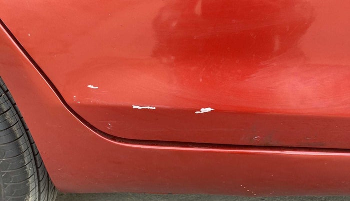2012 Maruti Swift VDI, Diesel, Manual, 1,14,012 km, Right rear door - Minor scratches