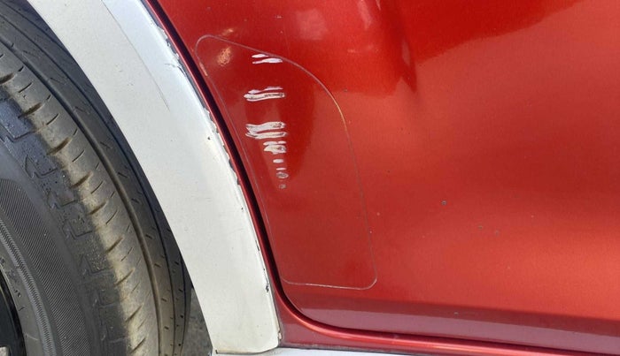 2018 Maruti IGNIS ALPHA 1.2 AMT DUAL TONE, Petrol, Automatic, 74,140 km, Right rear door - Minor scratches