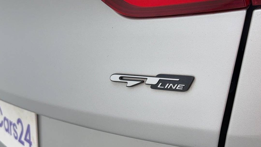 Badge (Boot Right Side)