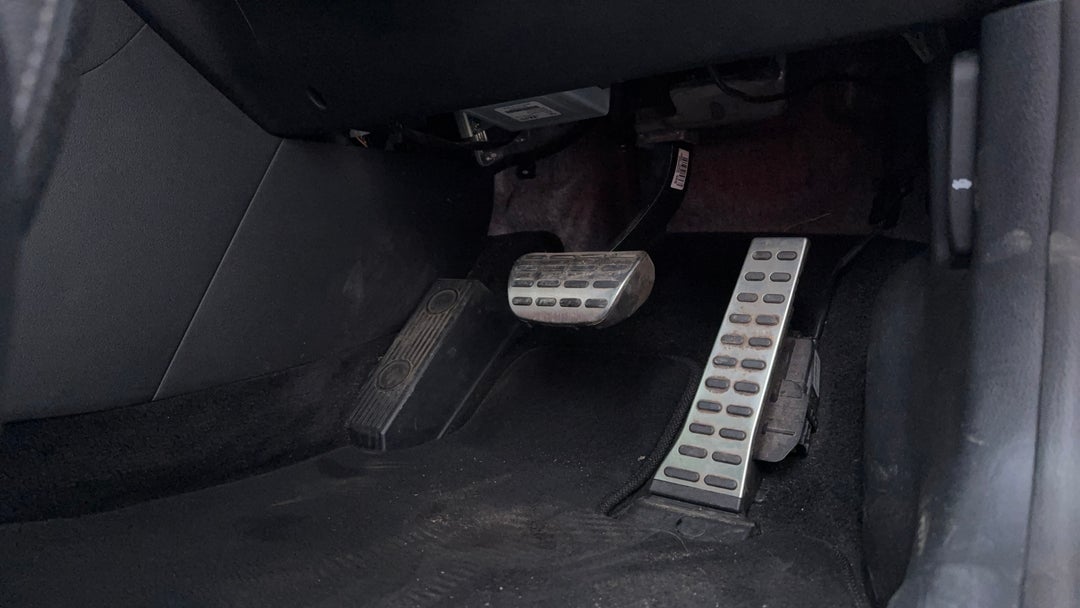 Pedals and Footmat