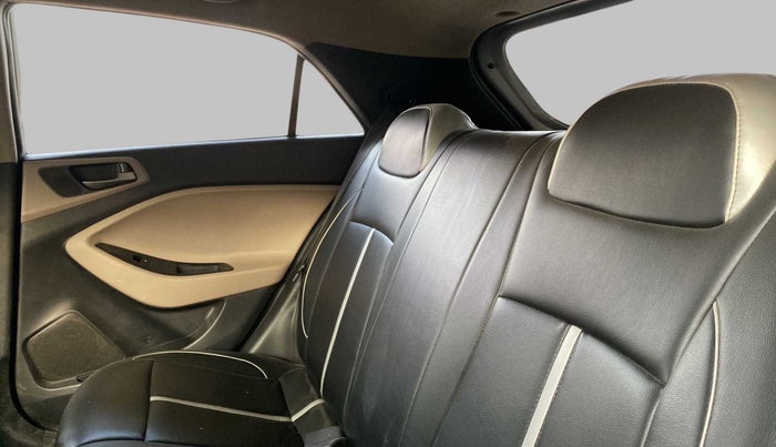2016 Hyundai Elite i20 SPORTZ 1.2, Petrol, Manual, 48,108 km, Right Side Rear Door Cabin