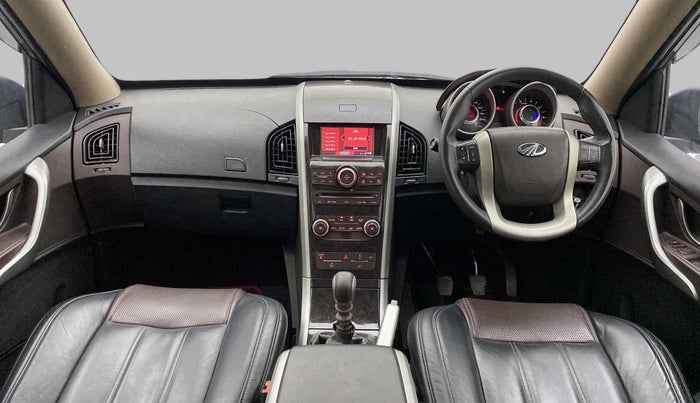 2014 Mahindra XUV500 W8 FWD, Diesel, Manual, 55,990 km, Dashboard