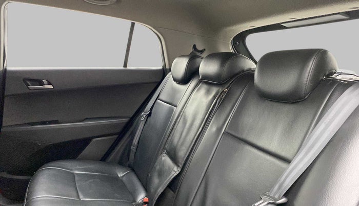 2016 Hyundai Creta SX PLUS AT 1.6 PETROL, Petrol, Automatic, 75,598 km, Right Side Rear Door Cabin