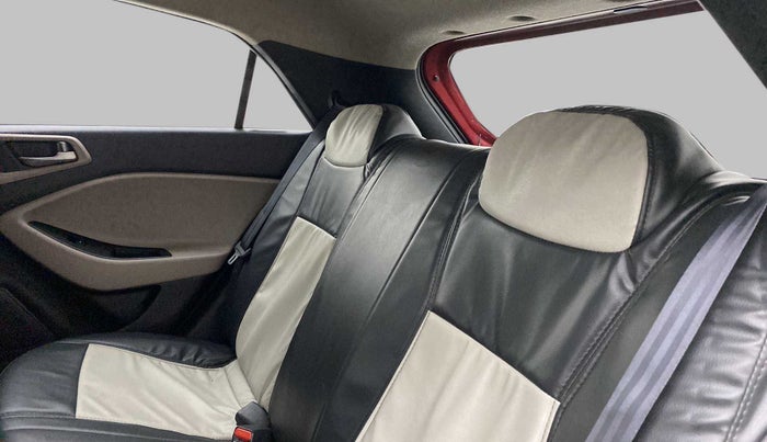 2017 Hyundai Elite i20 ASTA 1.2, Petrol, Manual, 64,371 km, Right Side Rear Door Cabin