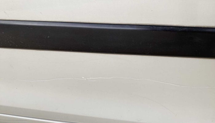 2015 Maruti Swift Dzire VDI ABS, Diesel, Manual, 68,005 km, Driver-side door - Minor scratches