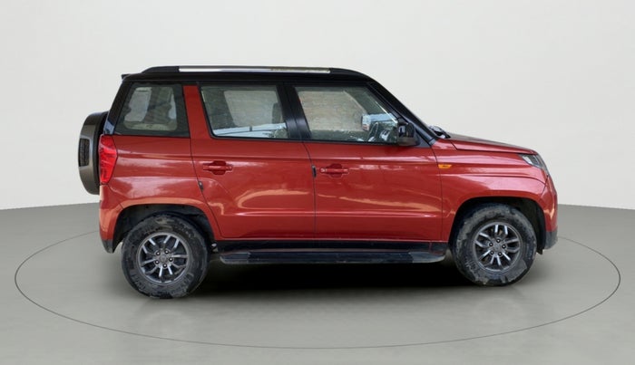 2018 Mahindra TUV300 T10 AMT DUAL TONE, Diesel, Automatic, 36,242 km, Right Side View